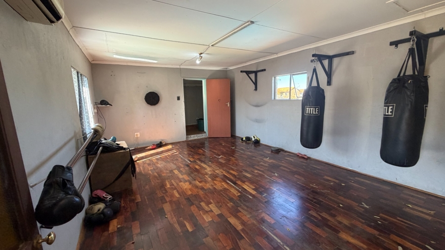 3 Bedroom Property for Sale in La Hoff North West